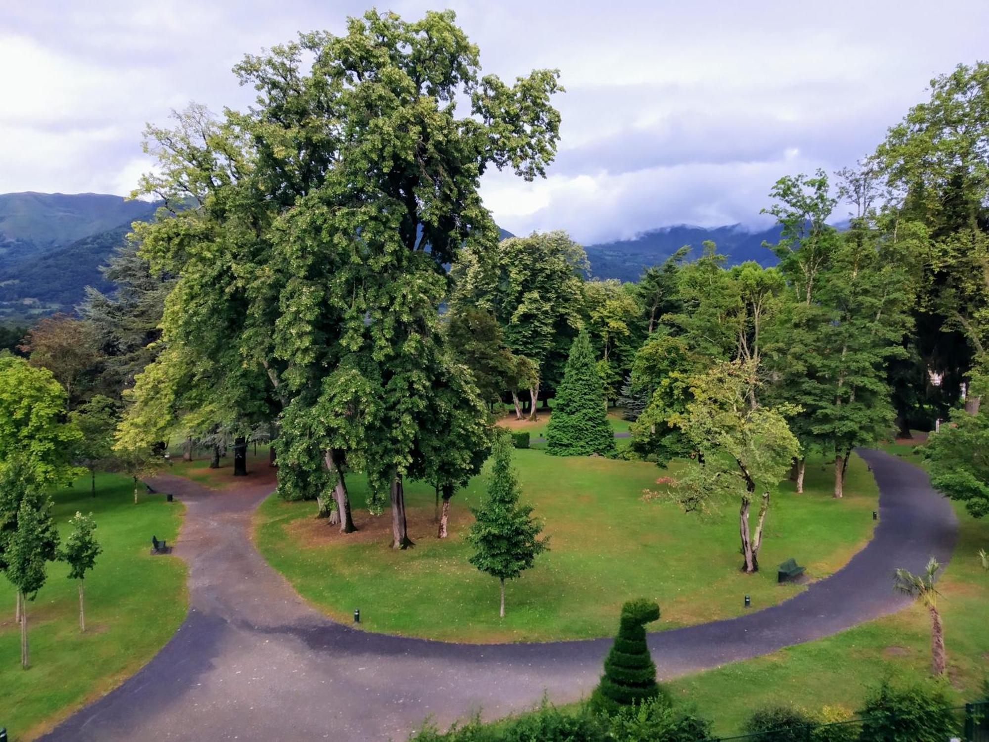 Le Balcon Du Parc, Entre Lourdes Et Gavarnie アルジュレス・ガゾスト エクステリア 写真